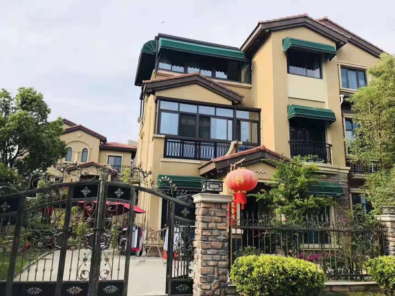 魯能格拉斯小鎮(zhèn)法式折疊棚